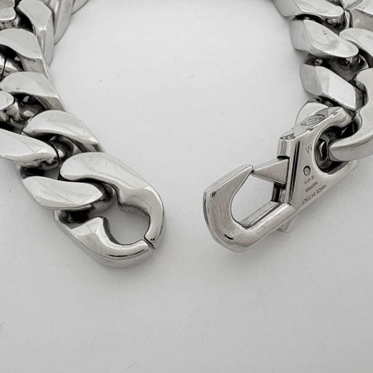 Louis Vuitton Bracelet LV Chain Links Silver Plated — view 3