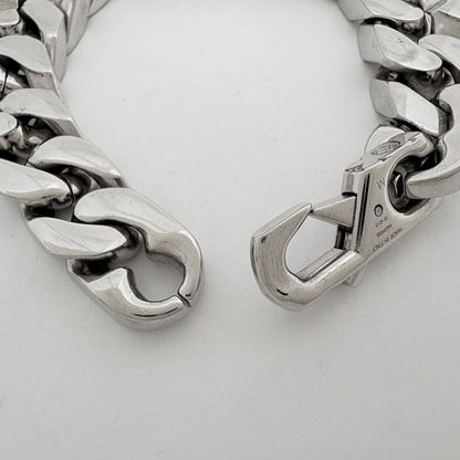 Louis Vuitton Bracelet LV Chain Links Silver Plated — view 3