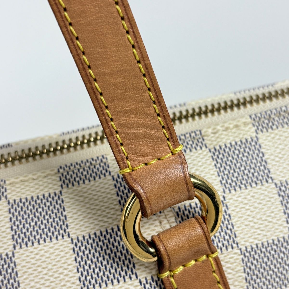 Louis Vuitton Totally PM Shoulder Bag Tote Damier Azur White — view 6