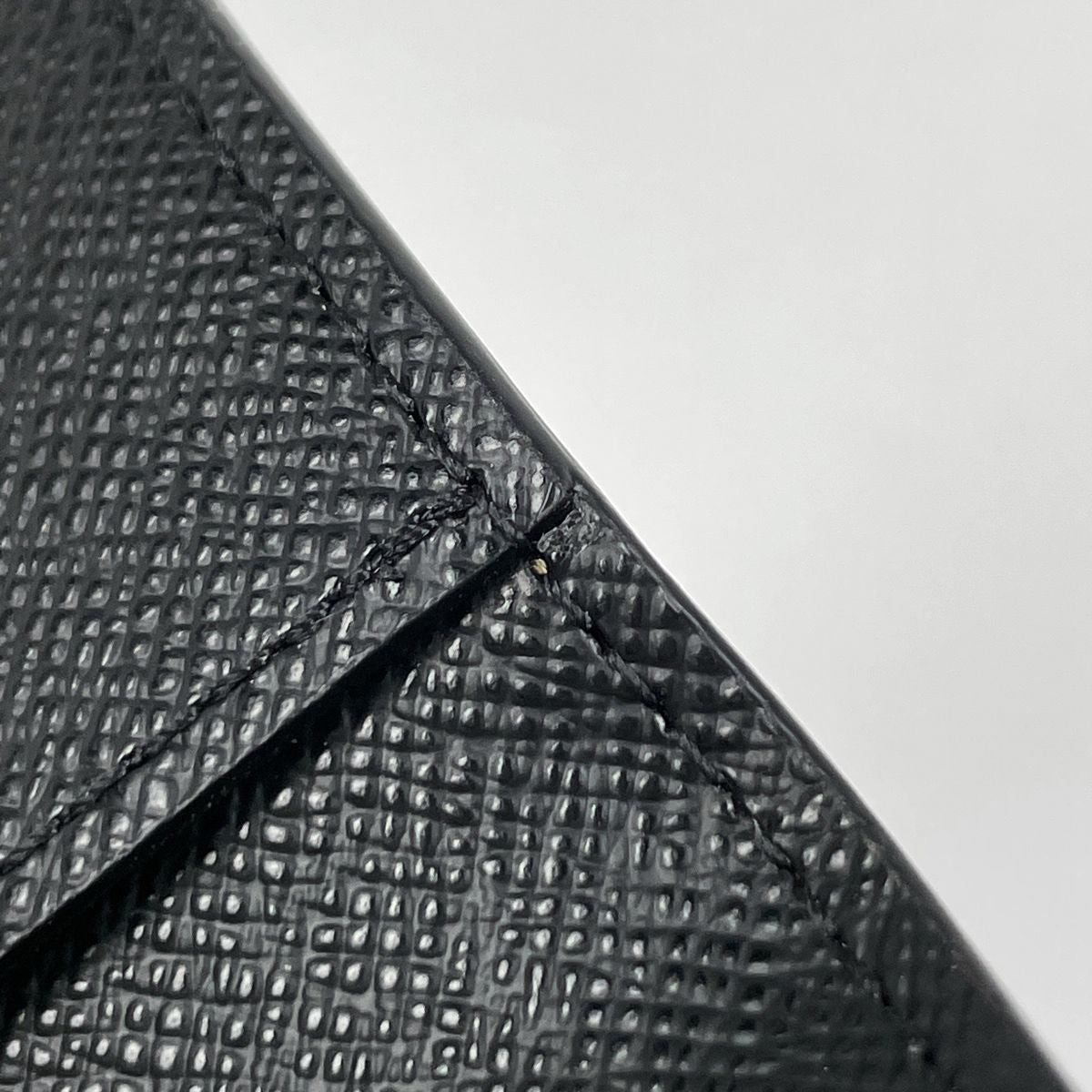 Louis Vuitton Couverture Passport Card Case Monogram Reverse Brown — view 4