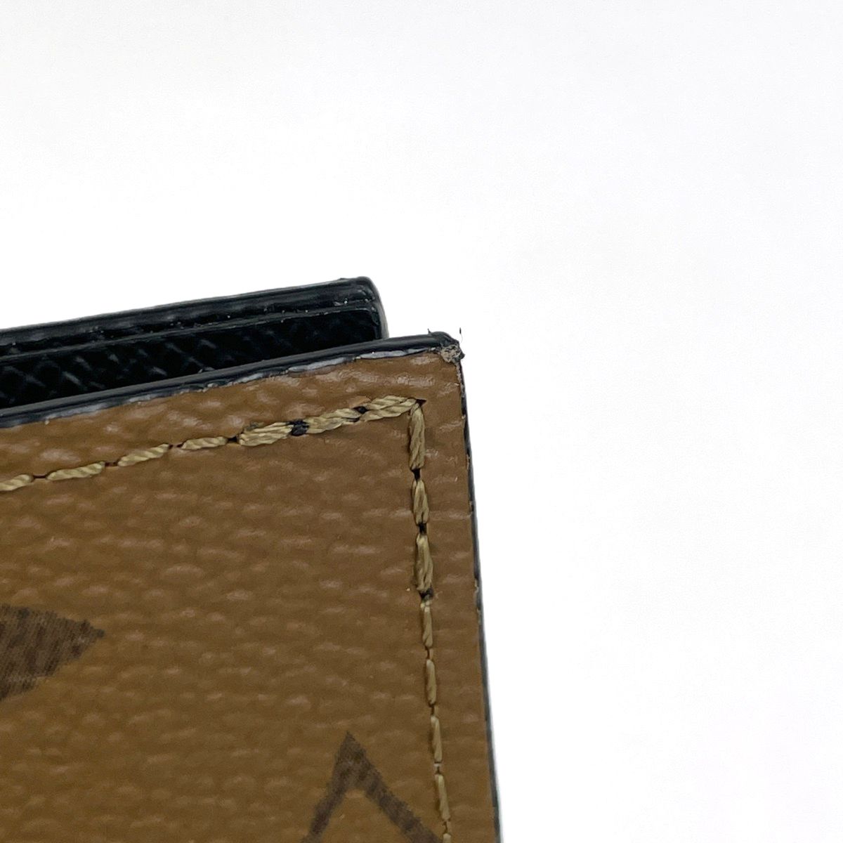 Louis Vuitton Couverture Passport Card Case Monogram Reverse Brown — view 3