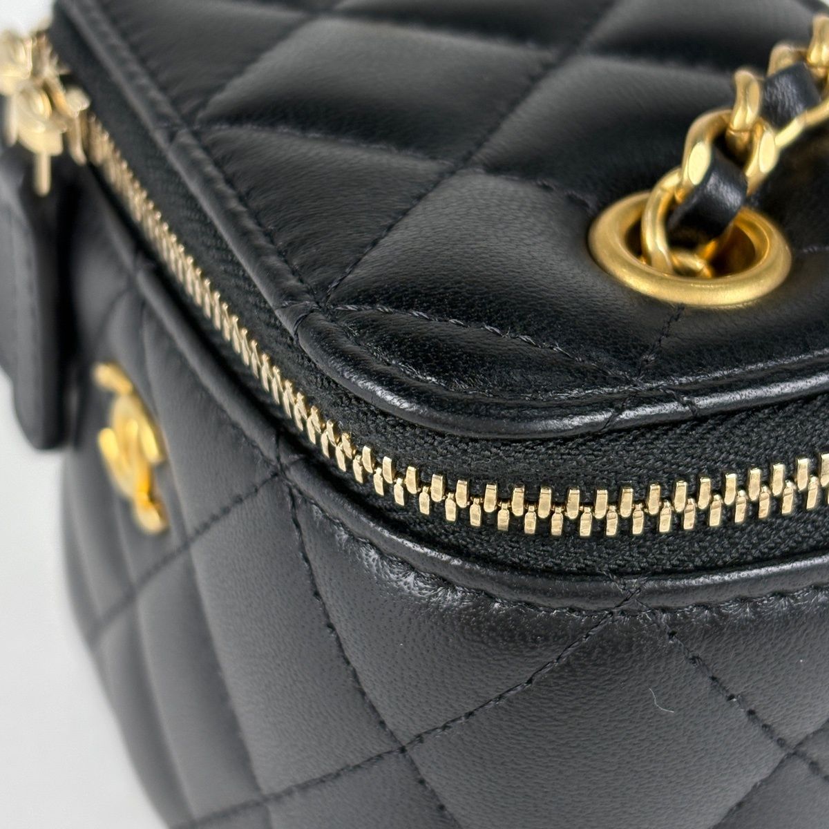 Chanel CC Logo Chain Shoulder Bag Quilted Vanity Leather Black — view 7