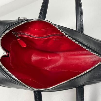 Balenciaga Triangle Duffle S Leather Black — view 6