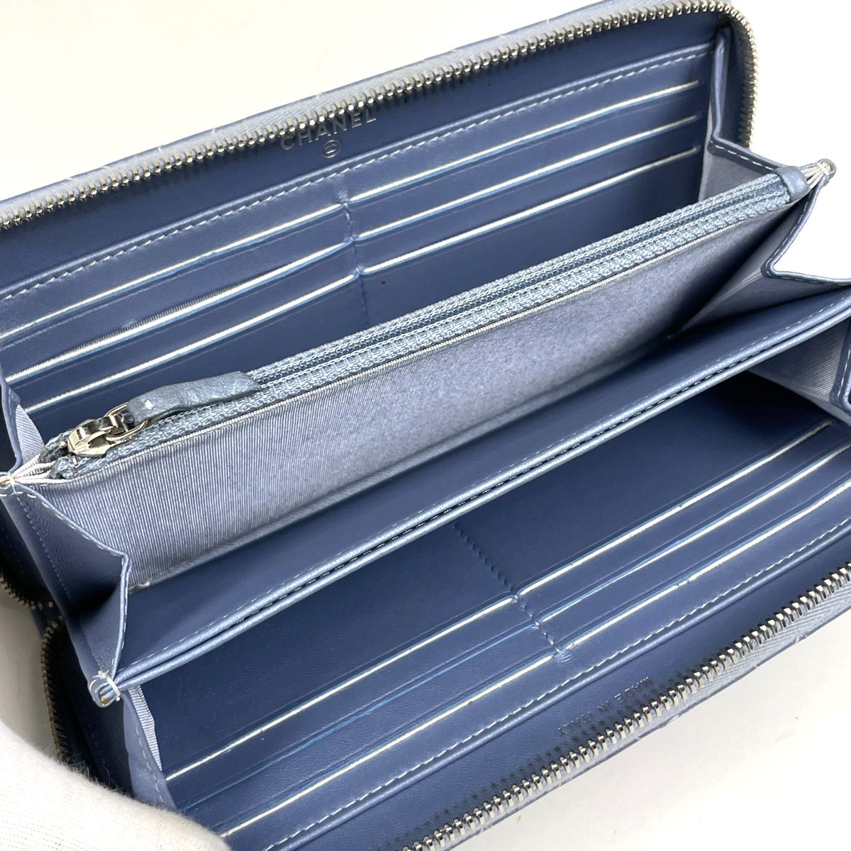 Chanel Camellia Zip Around Wallet CC Logo Leather Blue — view 7