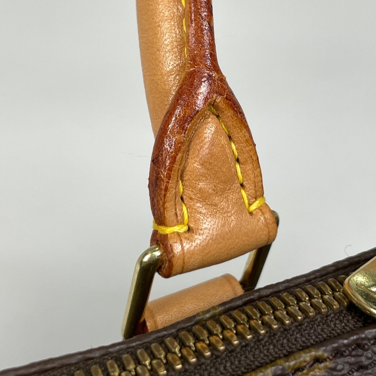 Louis Vuitton Alma Handbag Monogram Brown — view 4