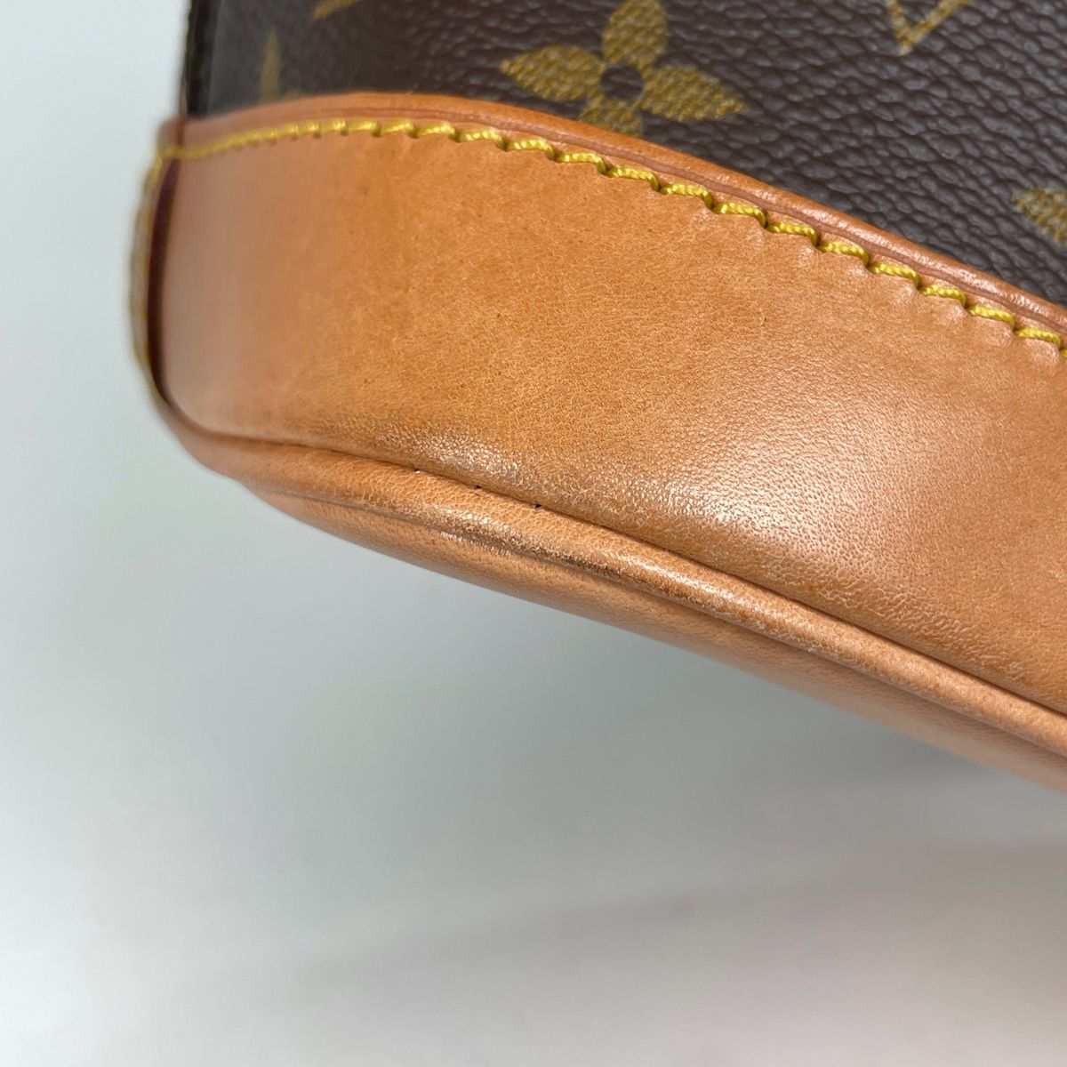 Louis Vuitton Alma Handbag Monogram Brown — view 3