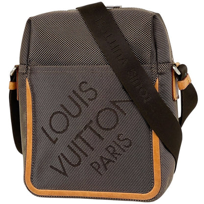 Louis Vuitton Shoulder Bag Damier Geant Tail