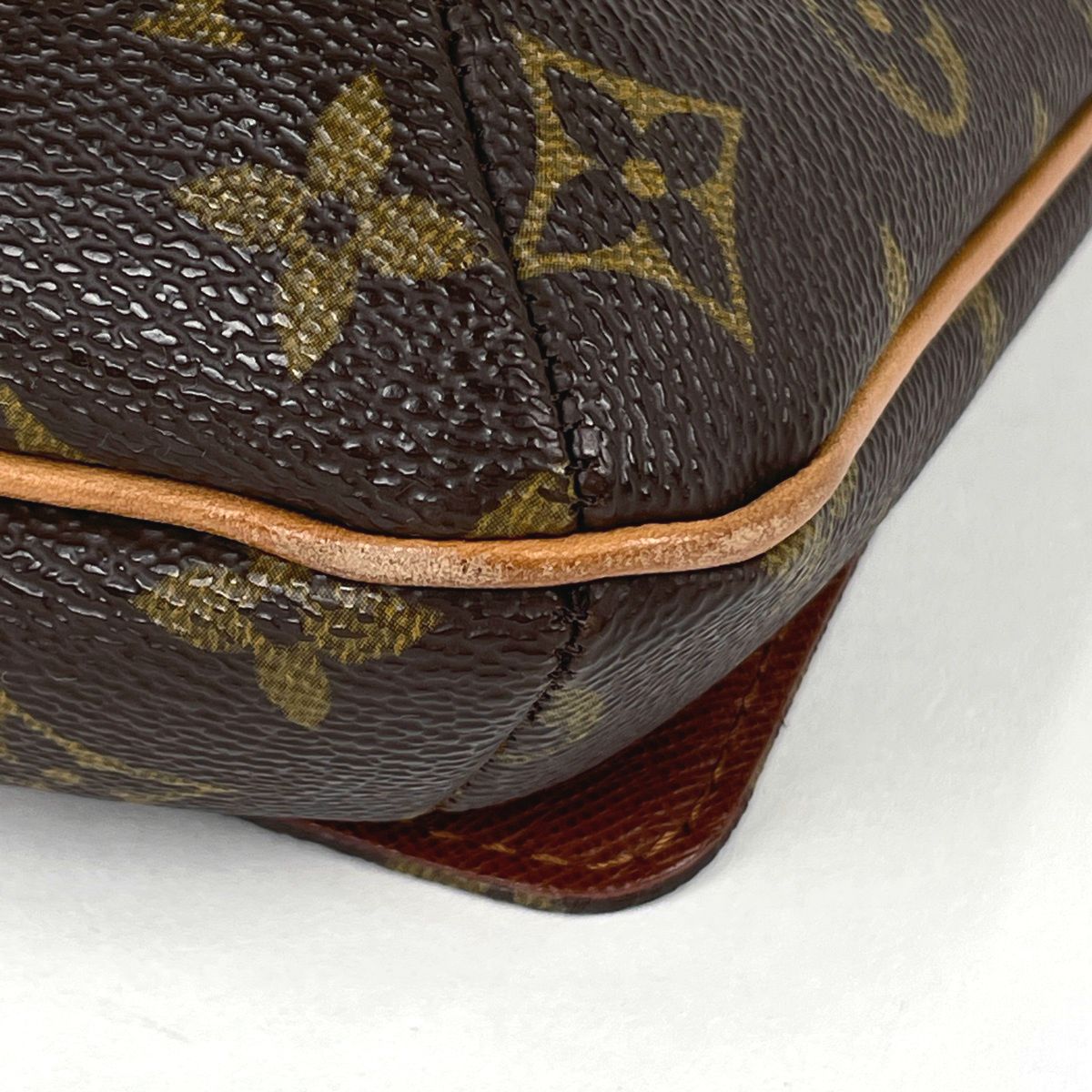 Louis Vuitton Musette Tango Short Shoulder Bag Monogram Brown — view 3
