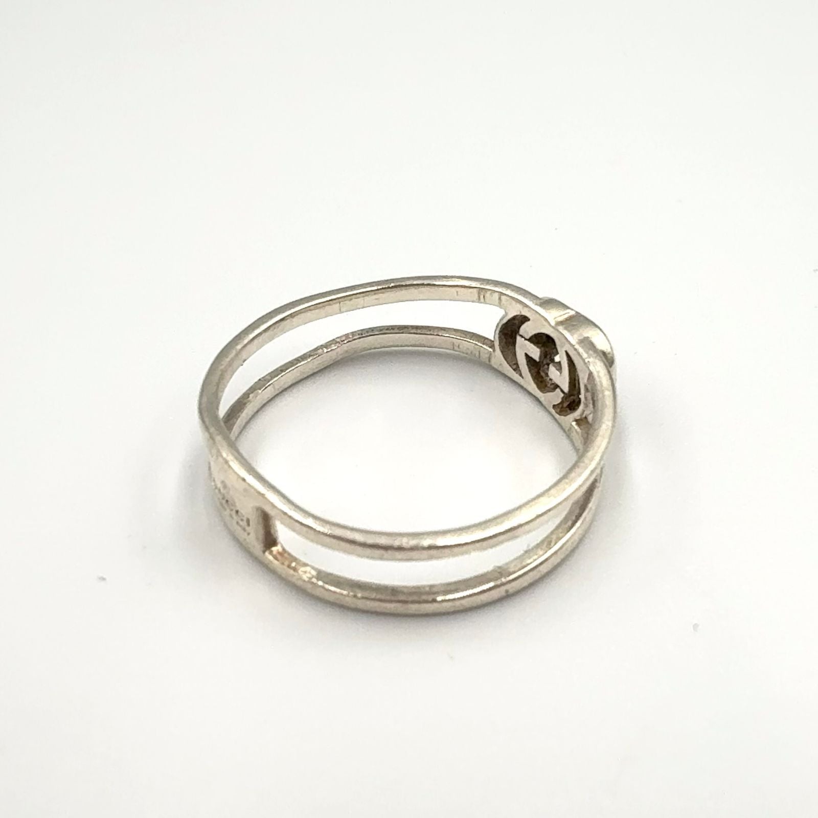 Gucci Interlocking Open Band Silver Ring — view 9