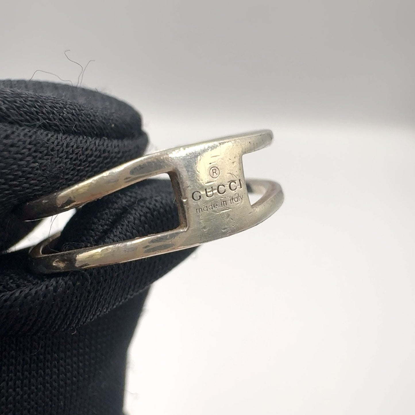 Gucci Interlocking Silver Ring — view 4