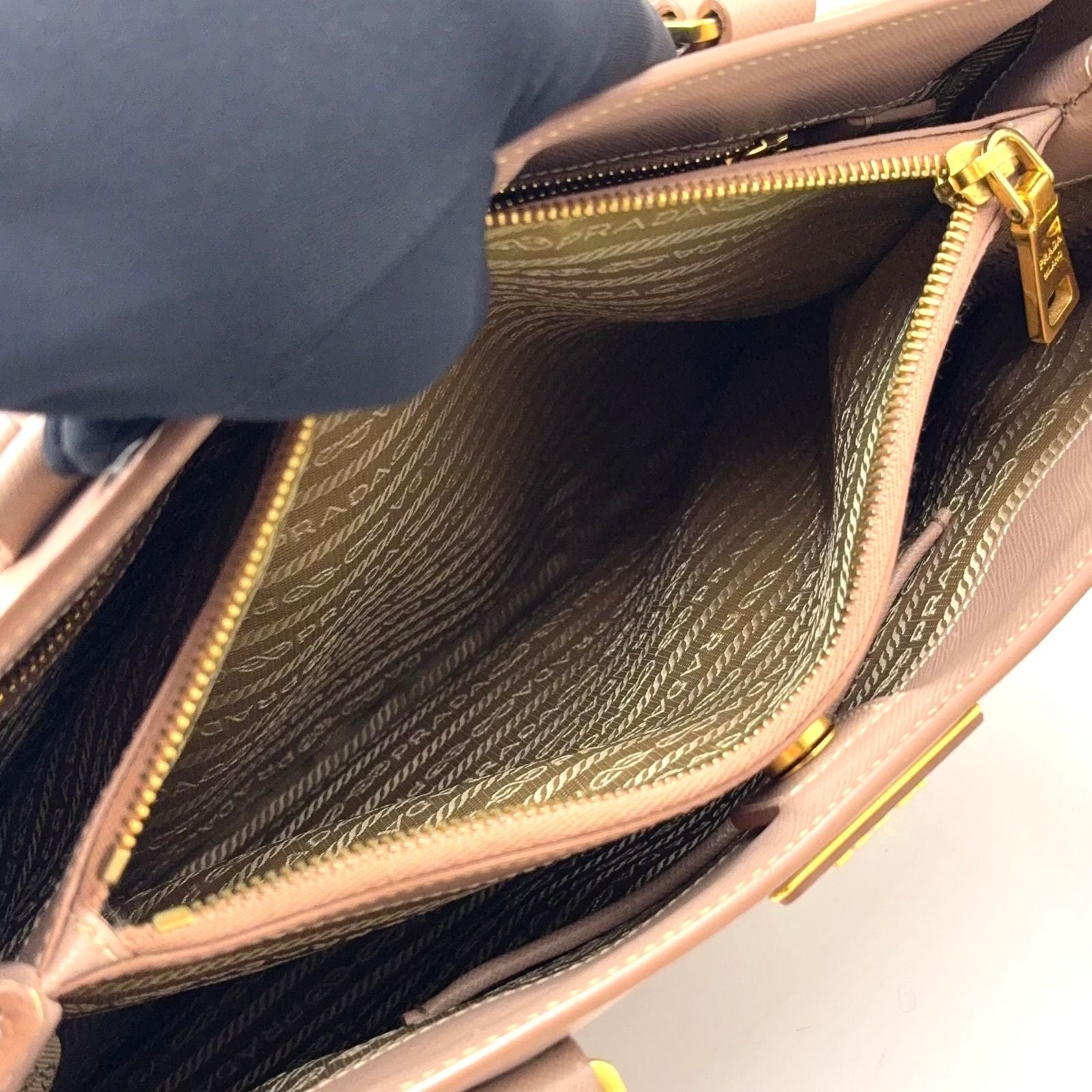 Prada Galleria Saffiano Leather Pink Beige Shoulder Bag Gold — view 3