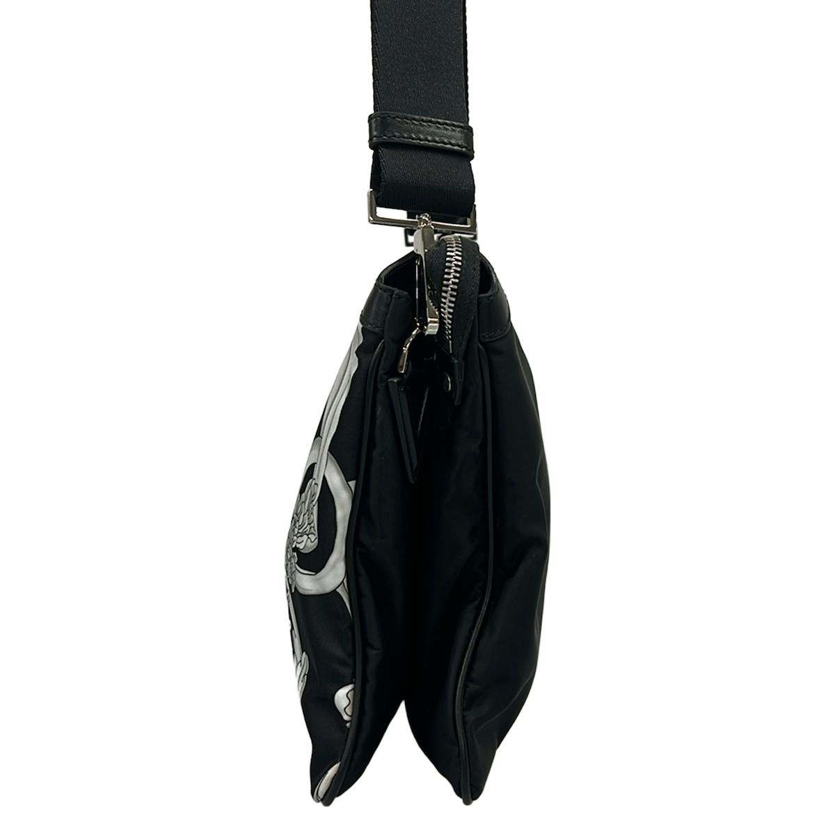 Versace Shoulder Bag la Medusa Baroque Nylon Crossbody Pouch Black White Gray — view 4