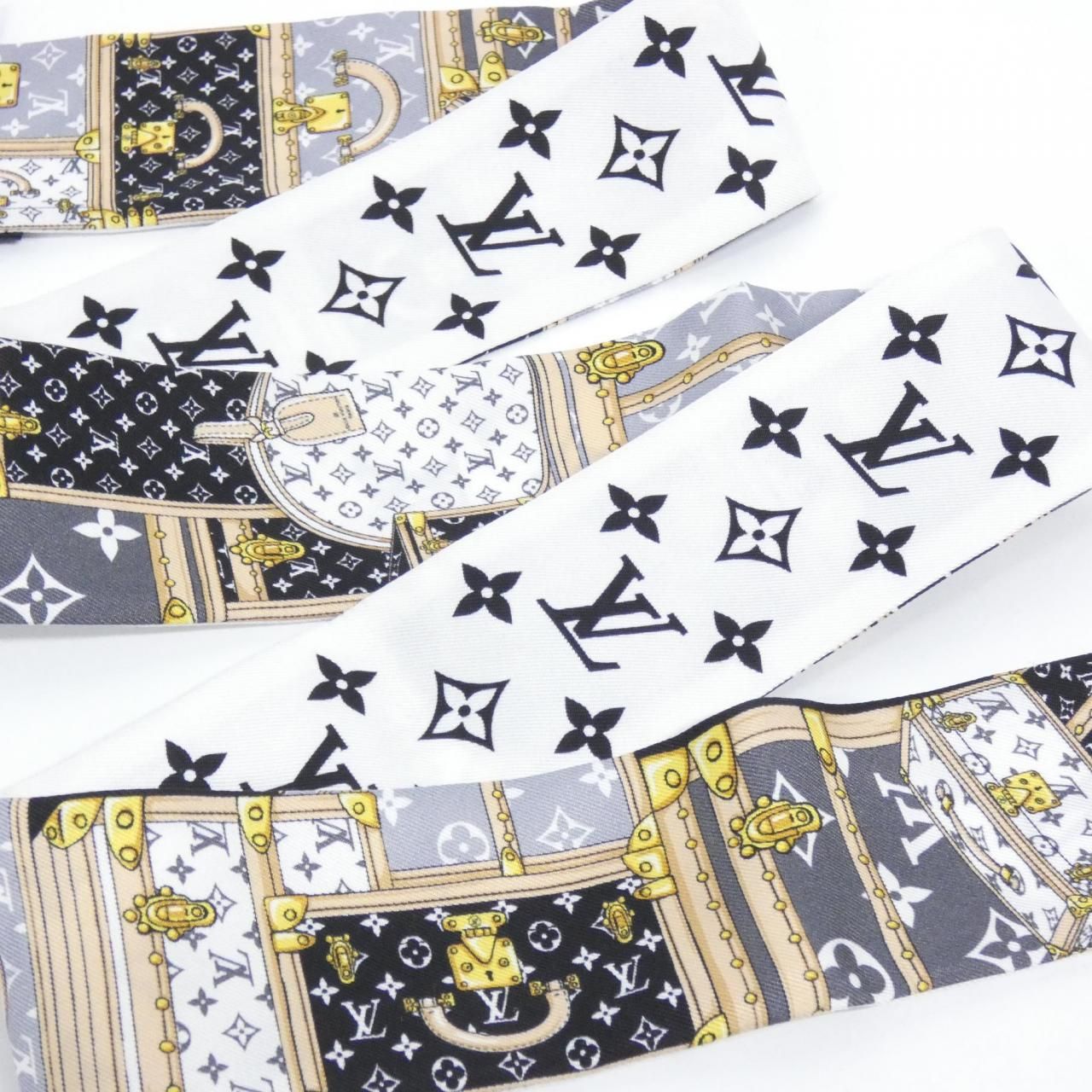 Louis Vuitton Bandeau BB Let's Go Scarf — view 3