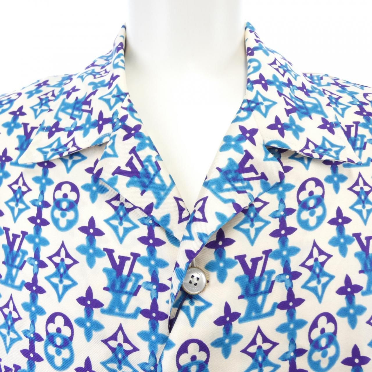 Louis Vuitton Monogram Overlap Motif S Shirt — view 5