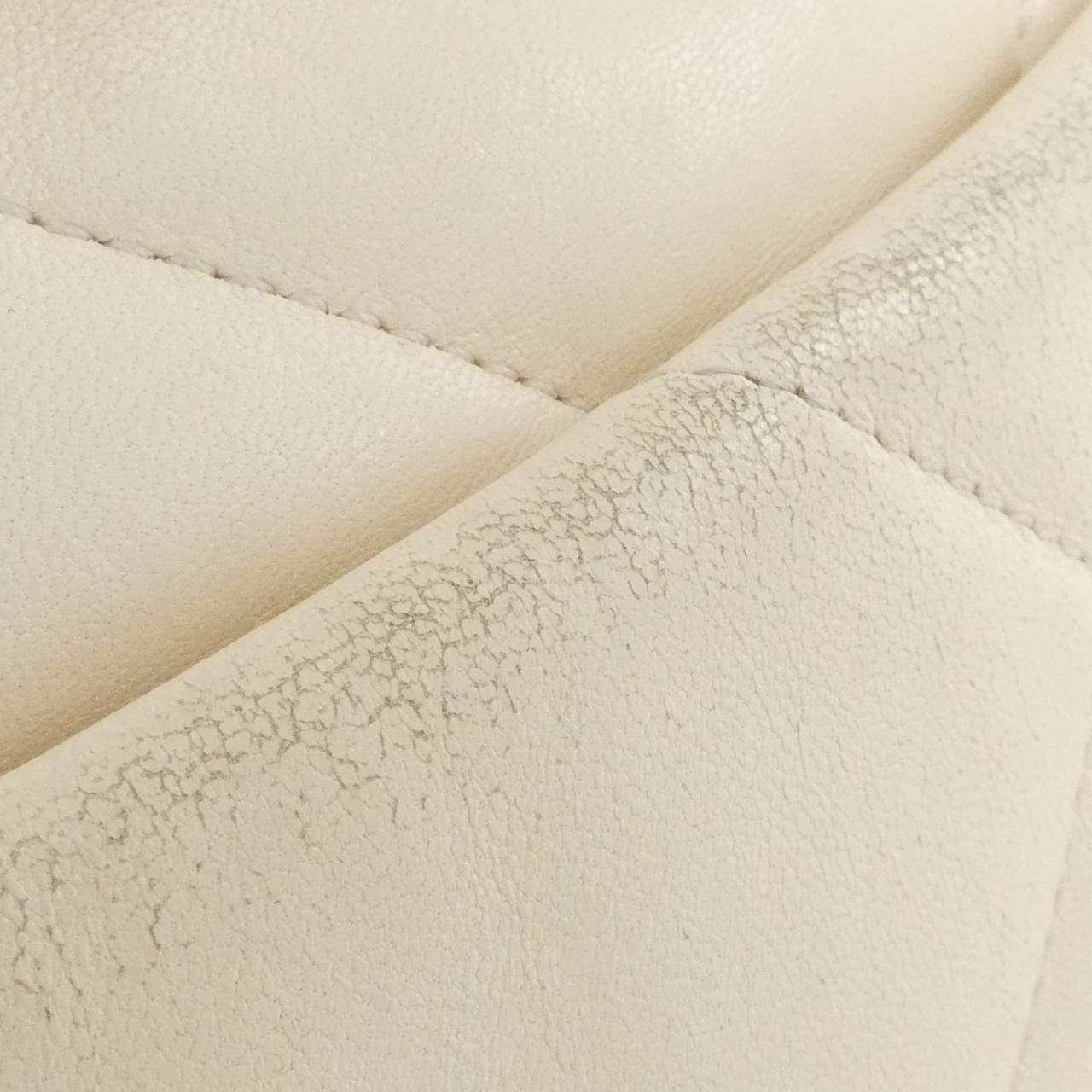 Chanel 19 Line Shoulder — view 5