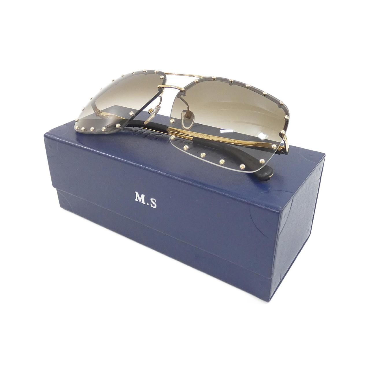 Louis Vuitton the Party Square Sunglasses Eyewear — view 7