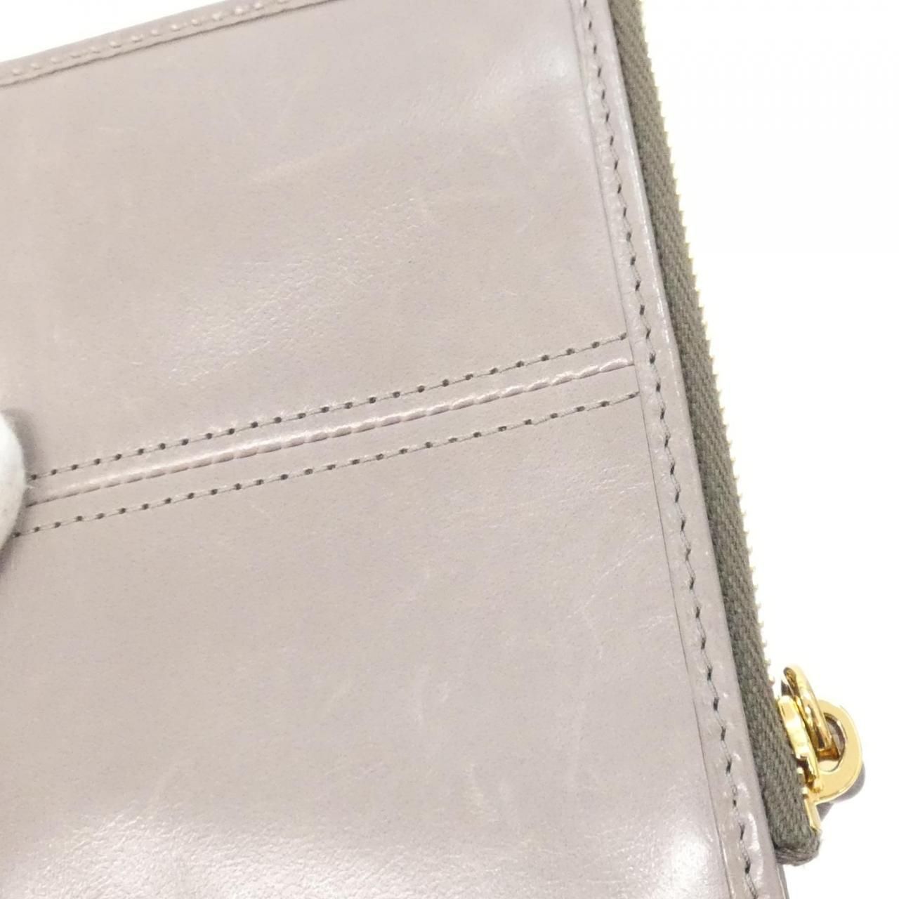 Prada Wallet Gold — view 4