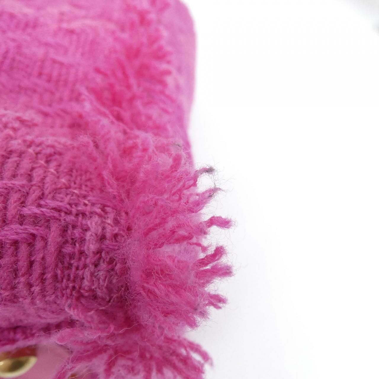 Chanel Bag Handbag Pink — view 3