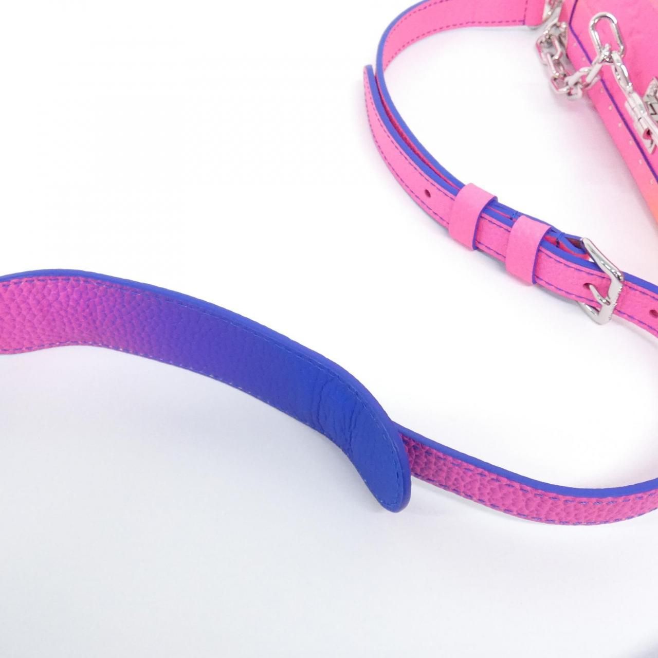 Louis Vuitton Taurillon Illusion Soft Trunk — view 5