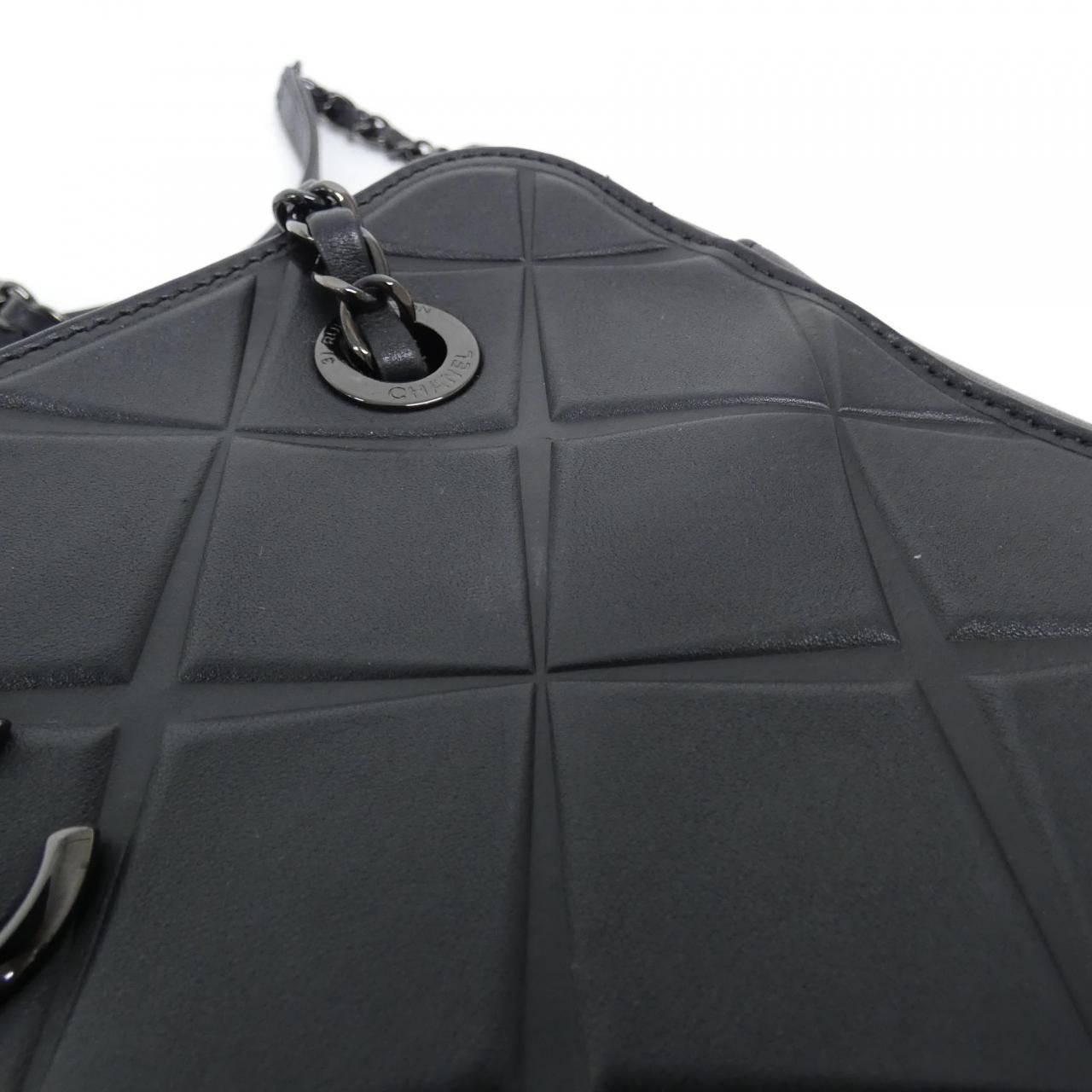 Chanel Shoulder Bag Black — view 4