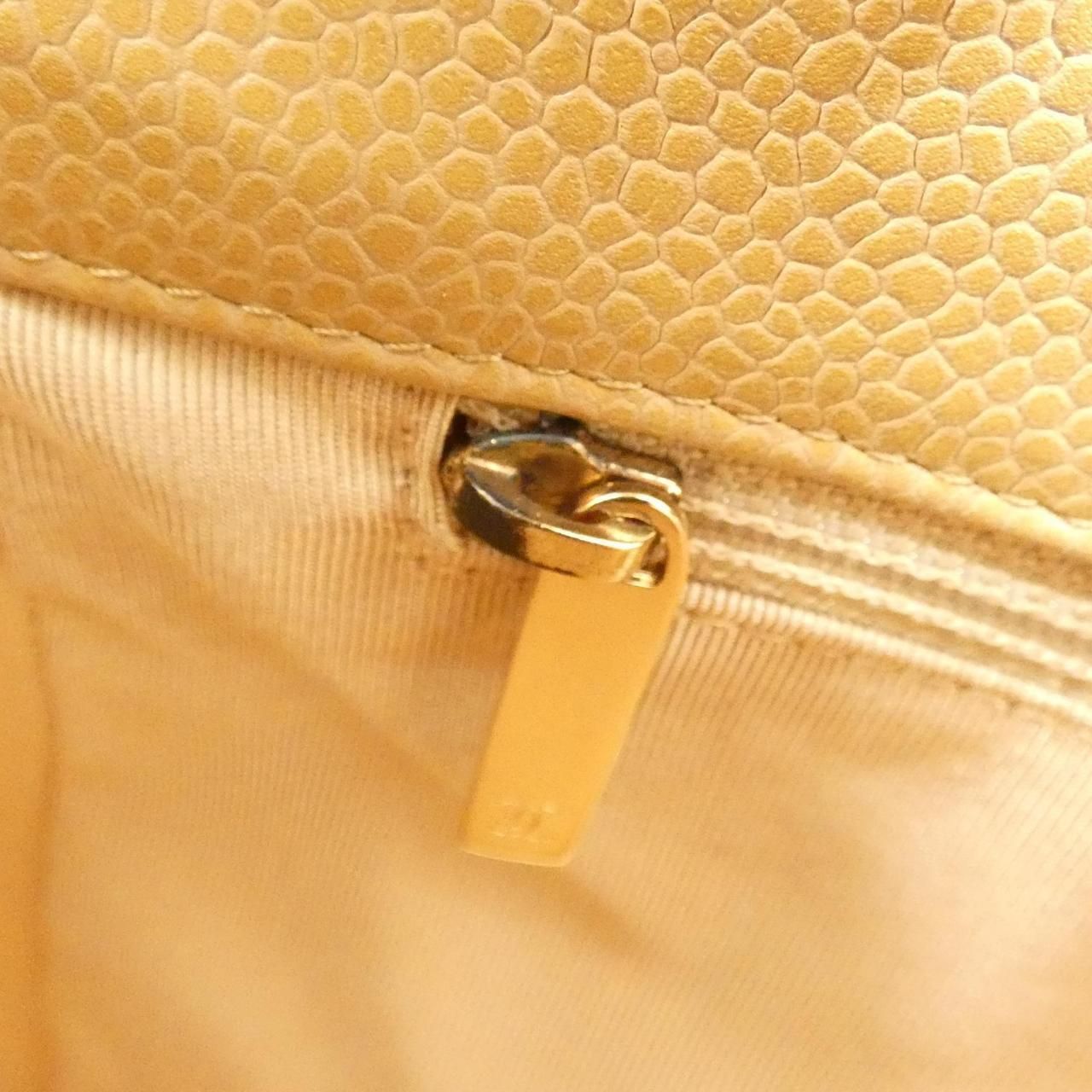 Chanel Vintage Shoulder — view 9
