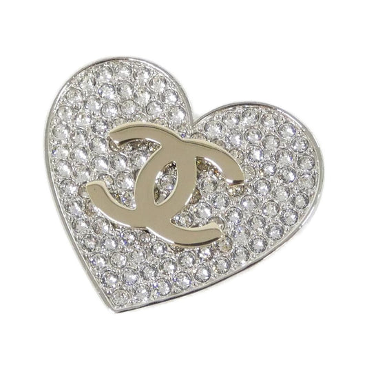 Chanel Brooch Gold