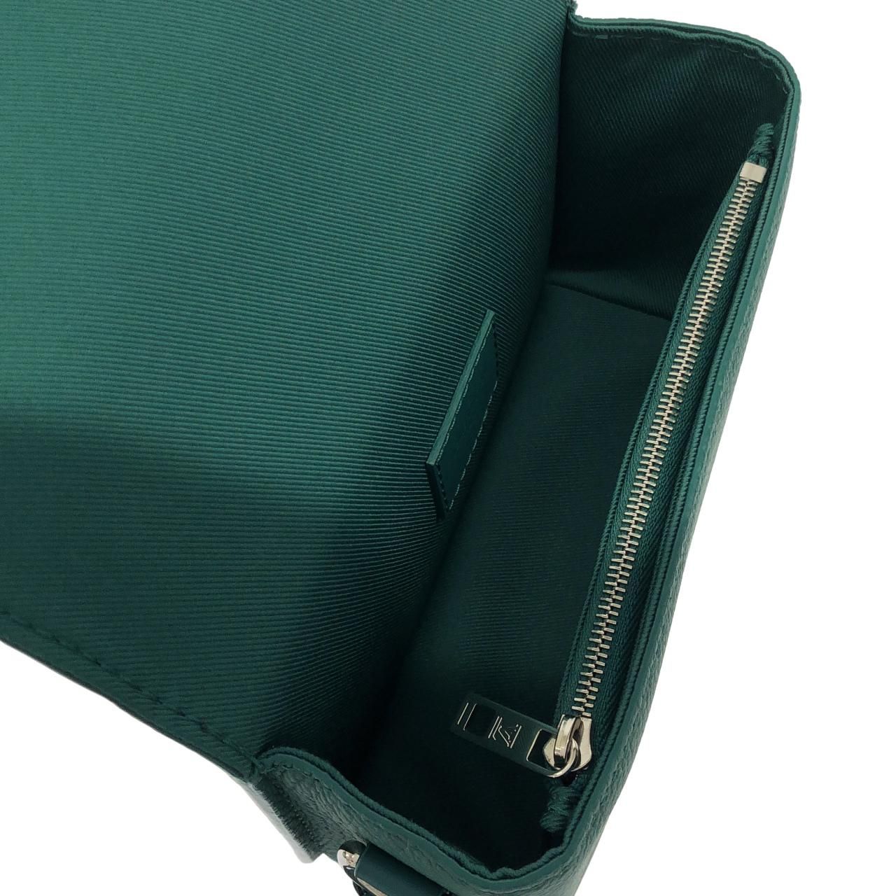 Louis Vuitton LV Aerogram Fast Line Wearable Wallet Shoulder — view 7
