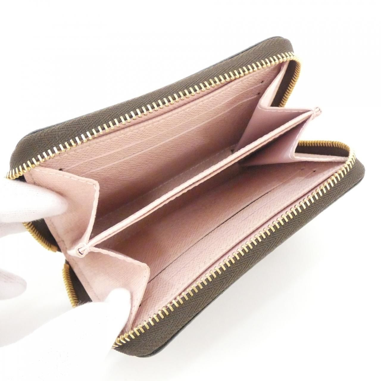 Louis Vuitton Damier Zippy Coin Purse — view 5