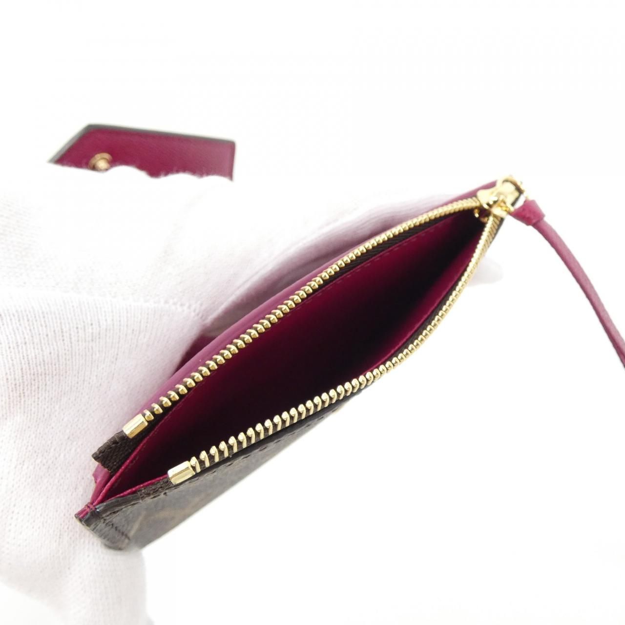 Louis Vuitton Monogram Portefeuille Victorine Wallet — view 5
