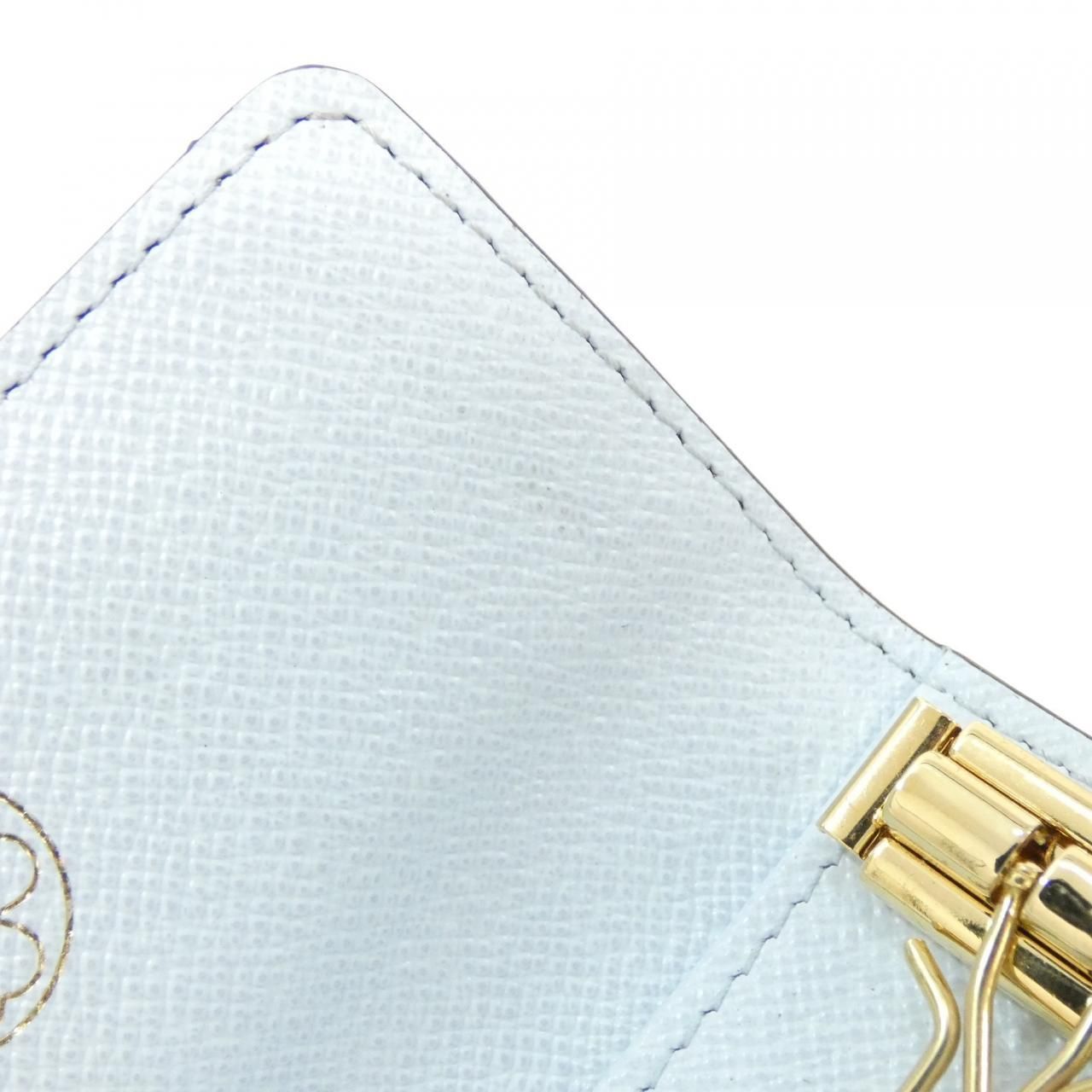 Louis Vuitton Monogram Multicles Key Case Key Holder — view 5
