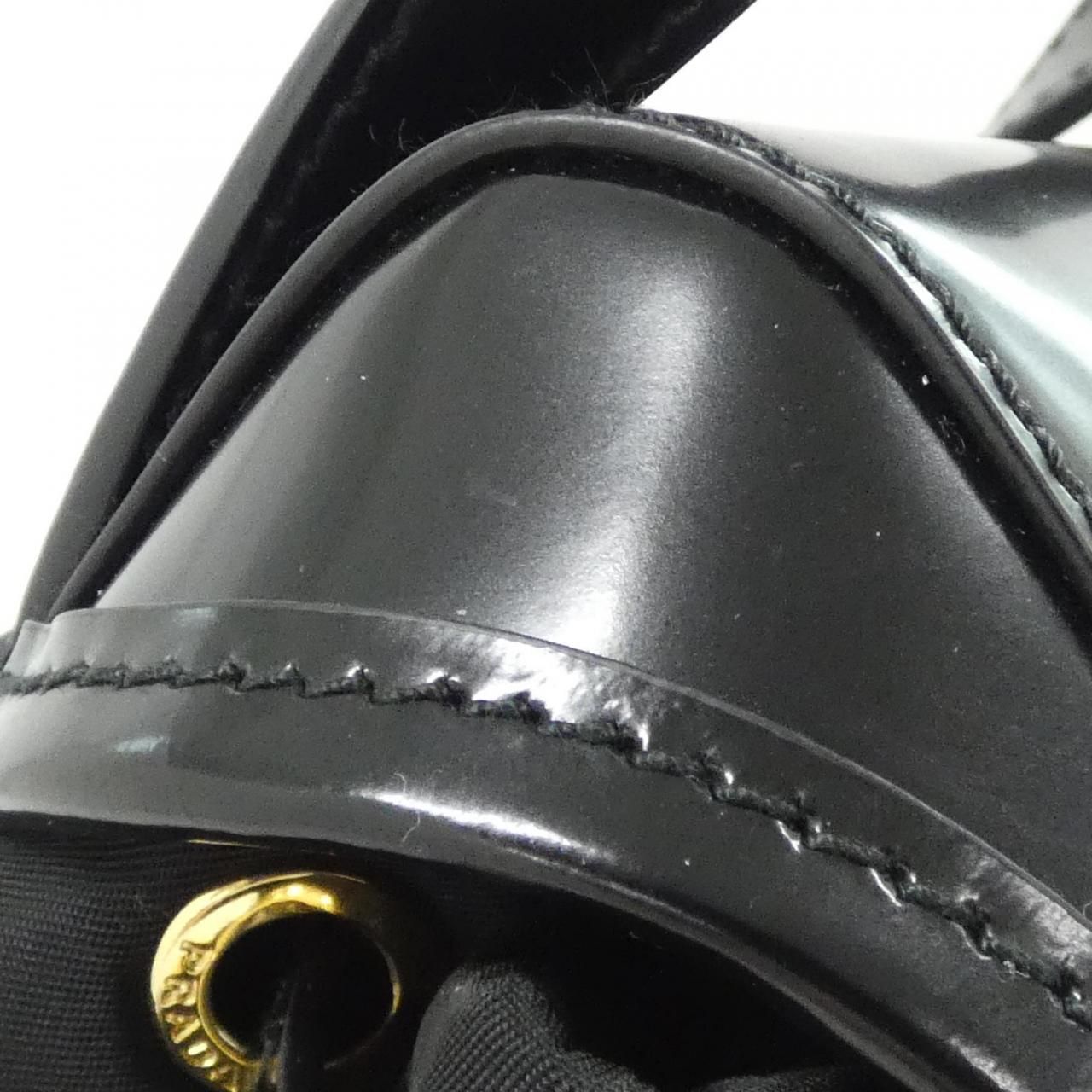 Prada Shoulder Bag Gold — view 6