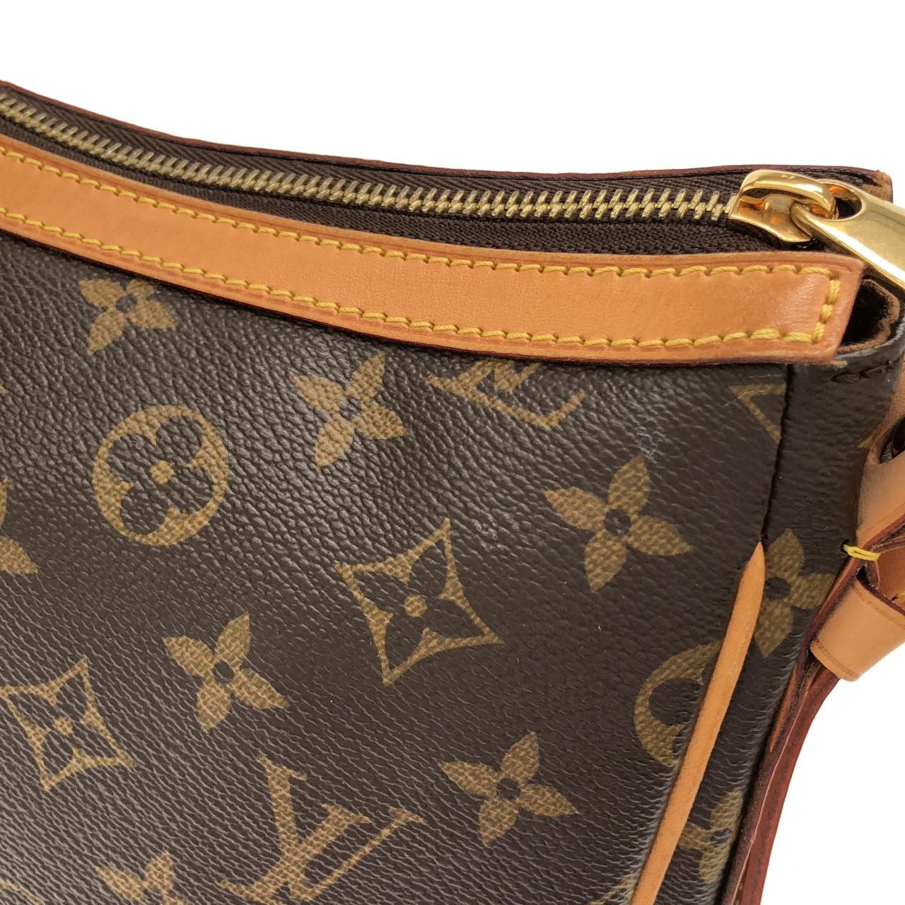 Louis Vuitton Monogram Thuraya PM Shoulder — view 4
