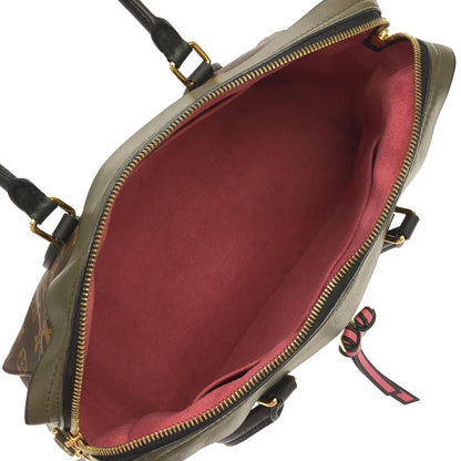Louis Vuitton Monogram Roulis Tote — view 8