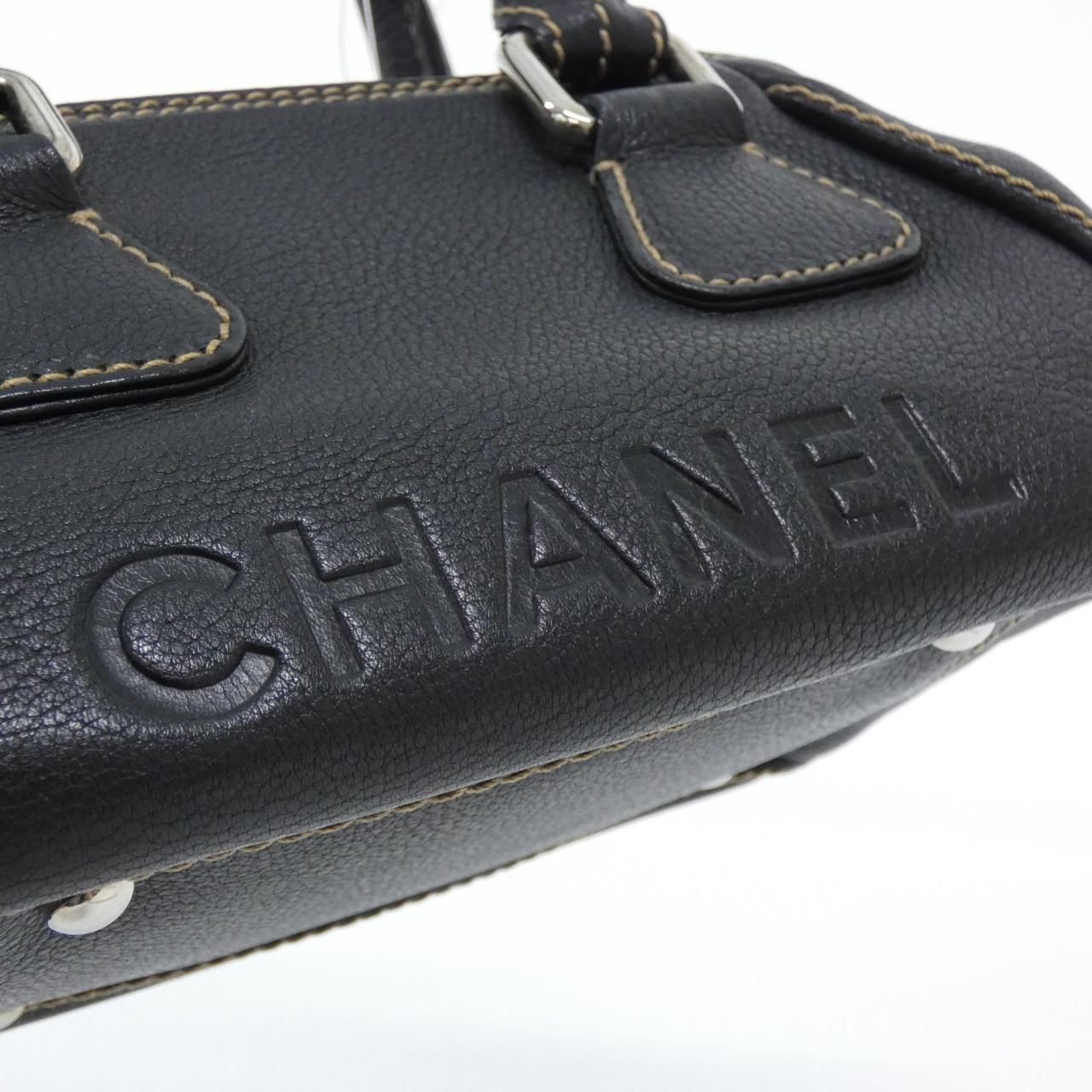 Chanel Vintage Bag Handbag Black — view 4