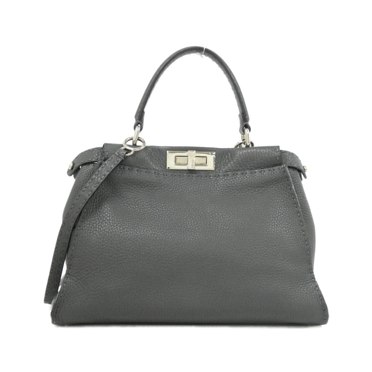 Fendi Selleria Peekaboo Q0j
