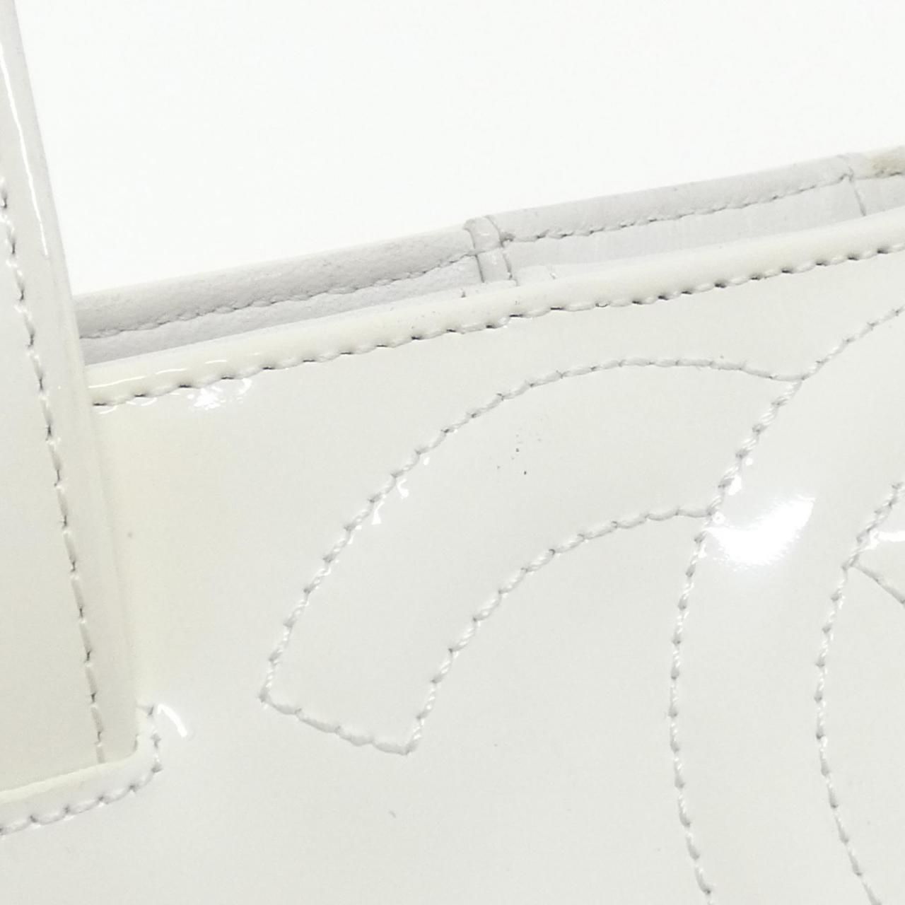 Chanel Vintage Bag Handbag White — view 3