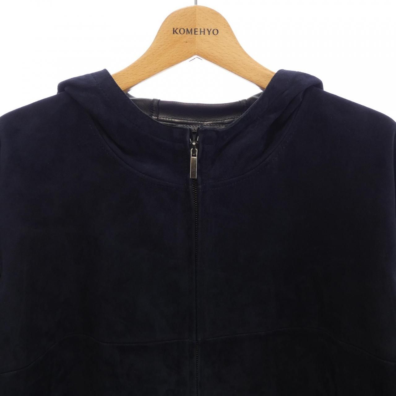 Max Mara S 'S Leather Coat — view 5