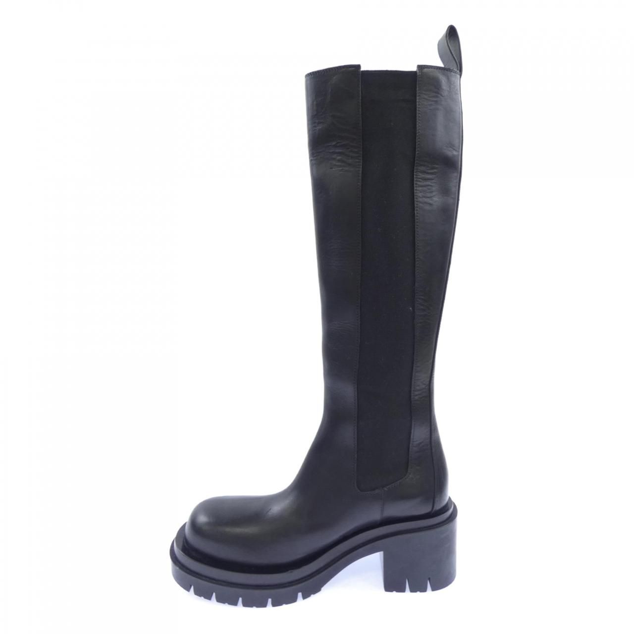 Bottega Veneta Boots Black — view 2