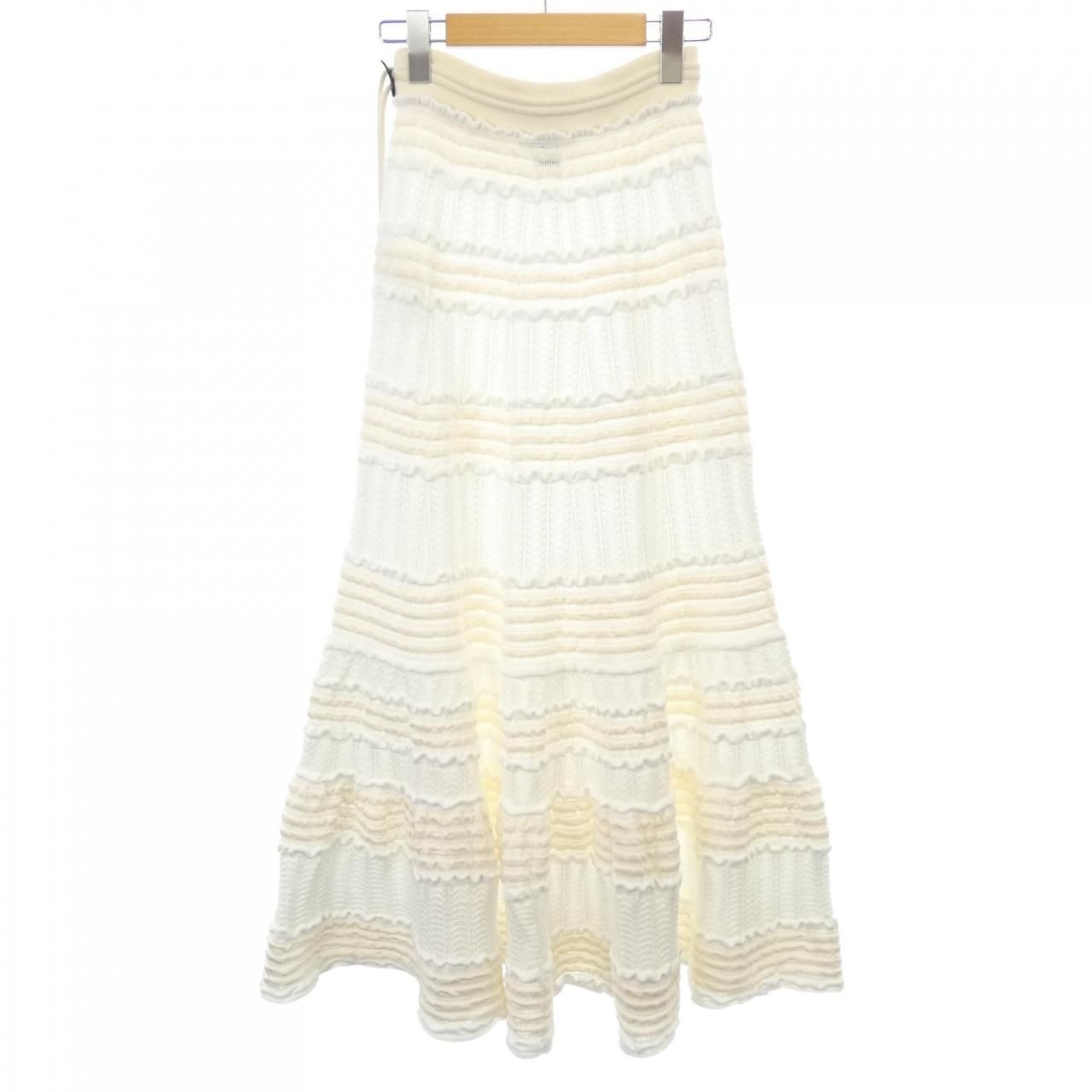 Louis Vuitton Ruffle Lace Midi Skirt — view 2