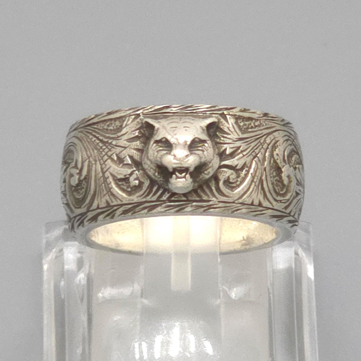 Gucci Cat Head Ring Interlocking Arabesque Sterling Silver