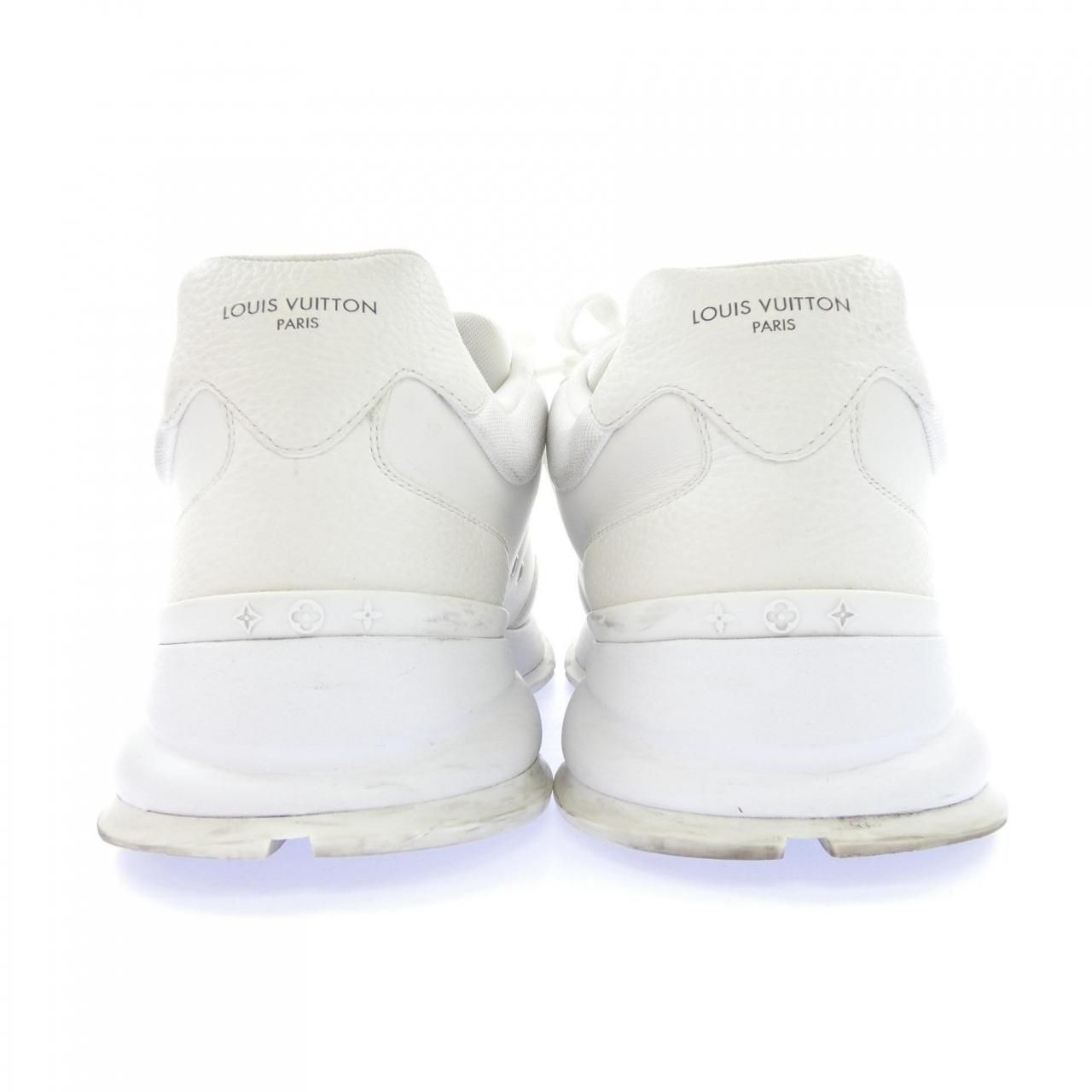 Louis Vuitton LV Classic Sneakers — view 5