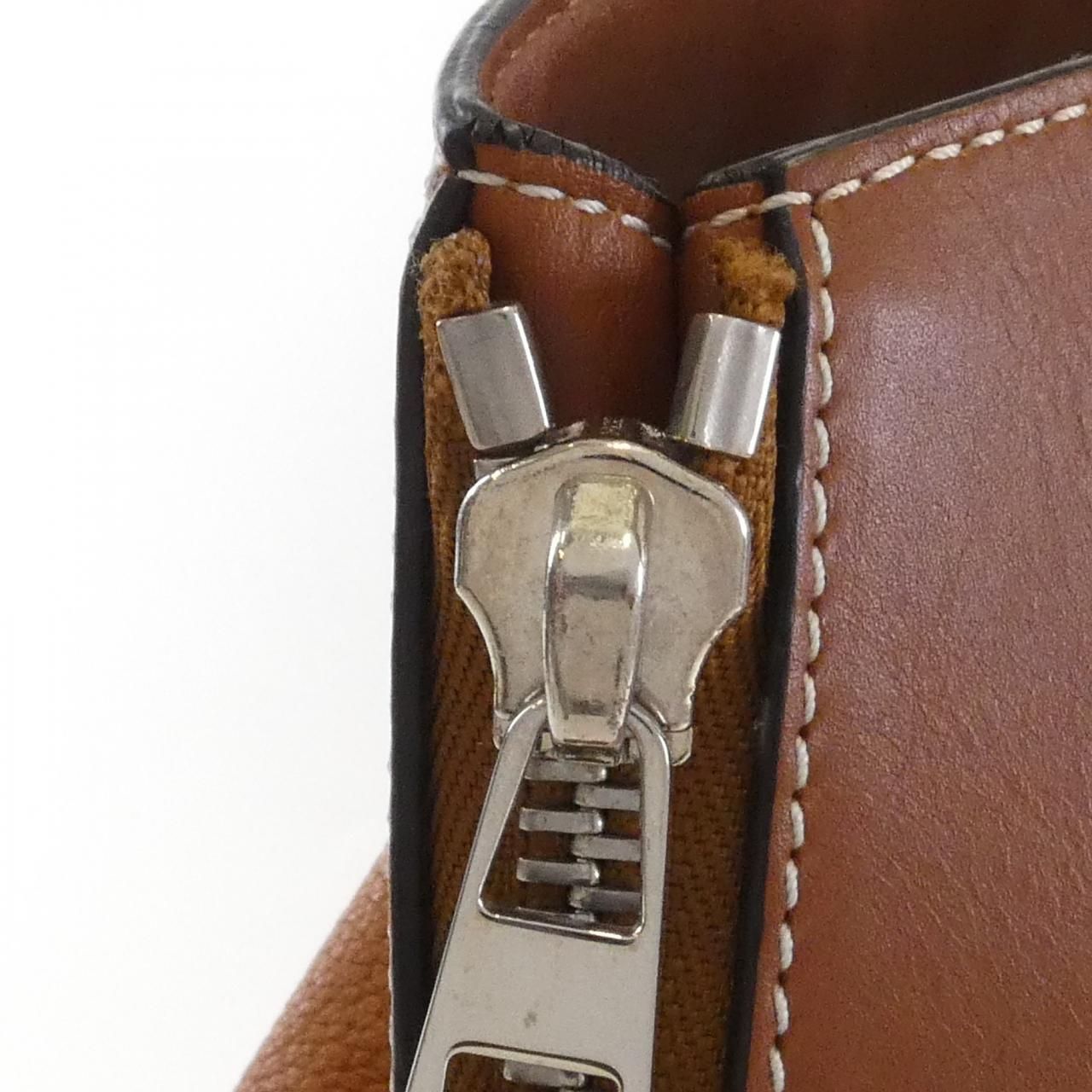 Loewe Hammock XL 387 Shoulder — view 5
