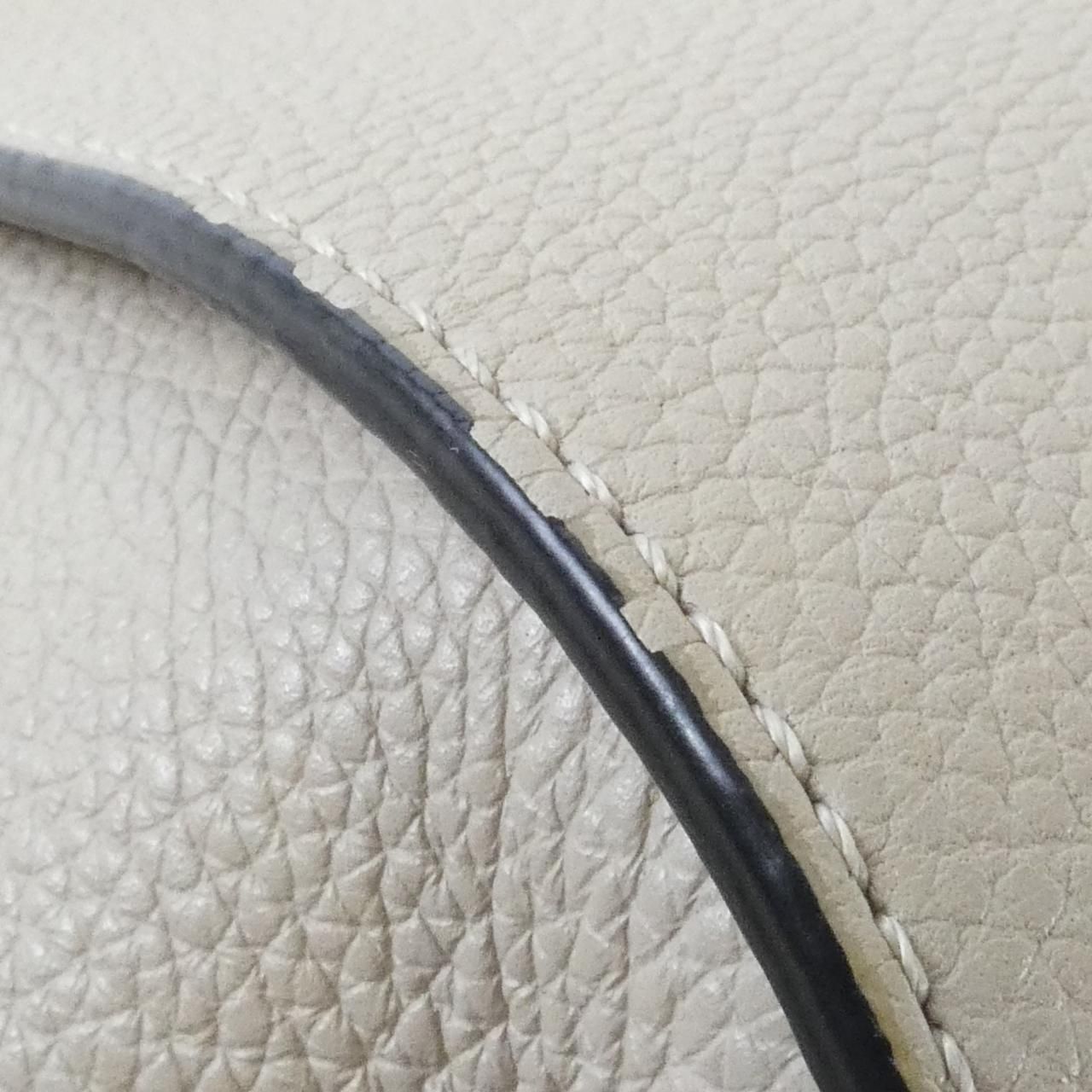 Loewe Hammock Small 387 Shoulder — view 3
