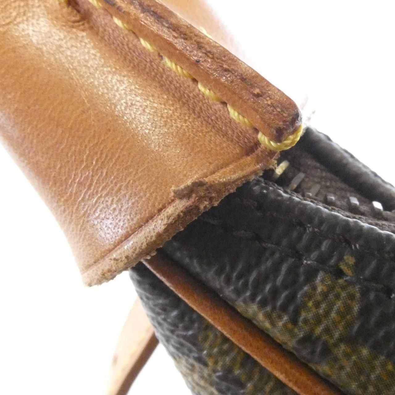 Louis Vuitton Monogram Boulogne 30 cm Shoulder — view 5