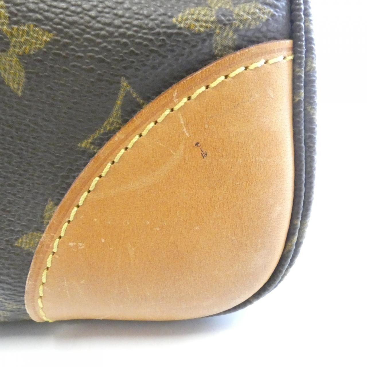 Louis Vuitton Monogram Boulogne 30 cm Shoulder — view 3