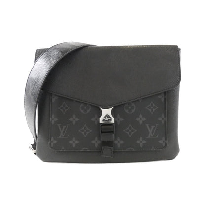 Louis Vuitton Taiga Lama Flap Messenger Shoulder