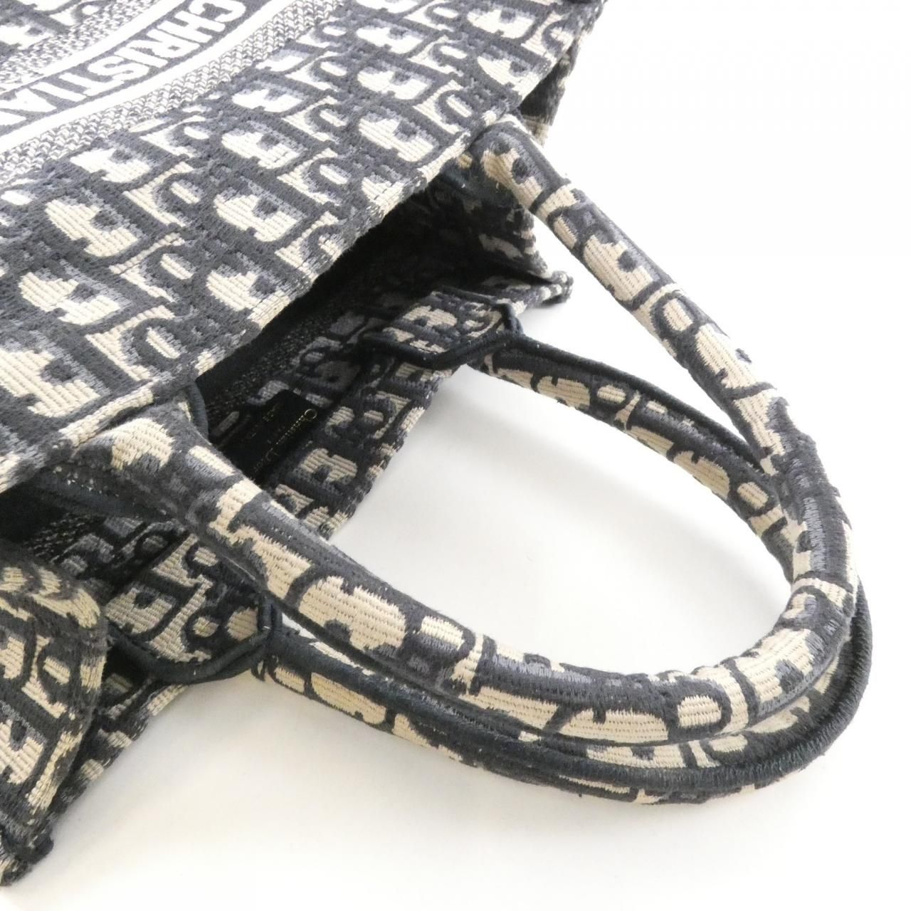 Dior White Oblique Book Tote Small — view 5