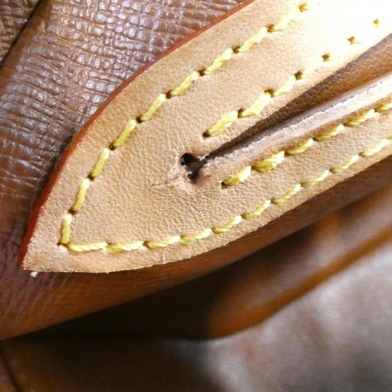 Louis Vuitton Monogram Blois Shoulder — view 9