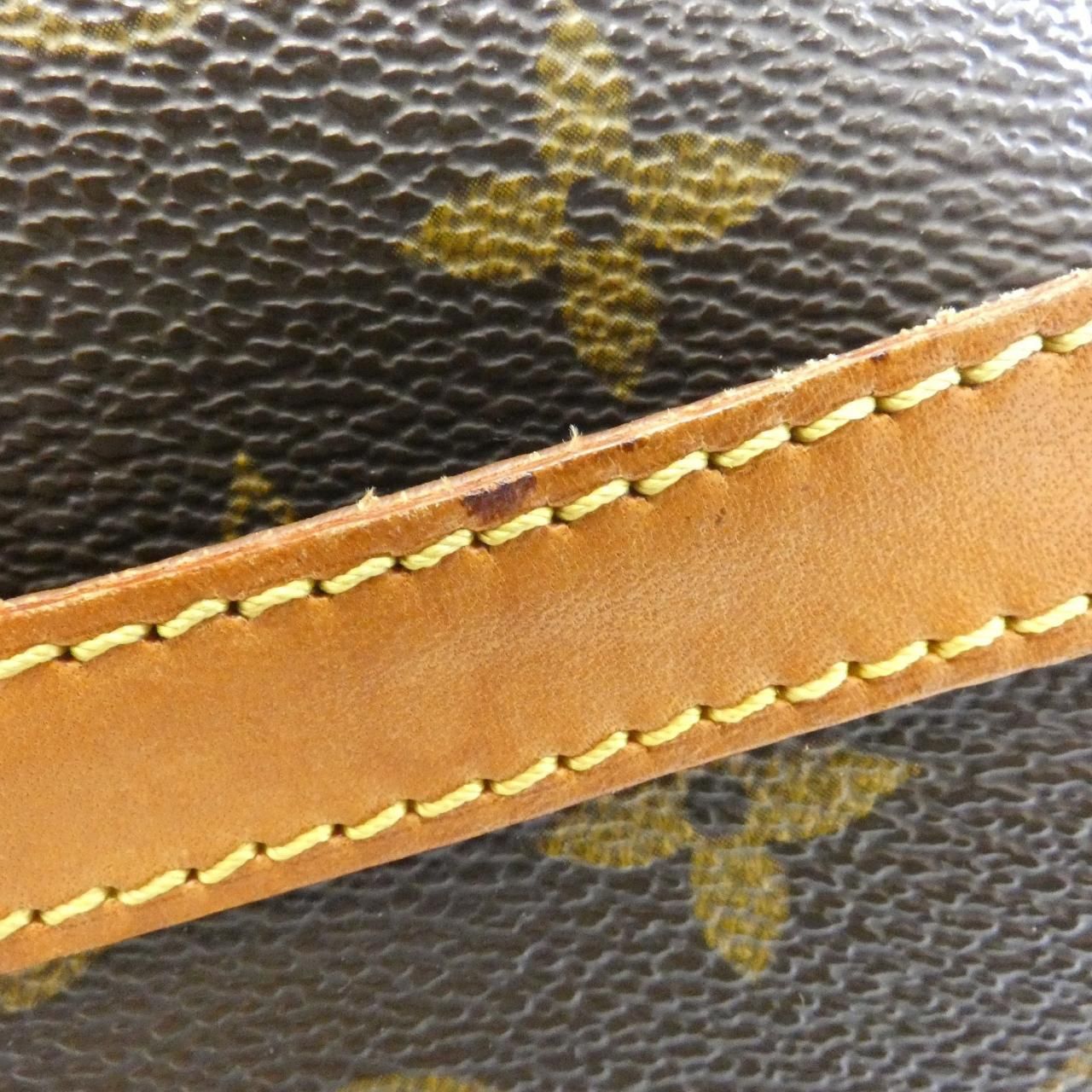 Louis Vuitton Monogram Blois Shoulder — view 4