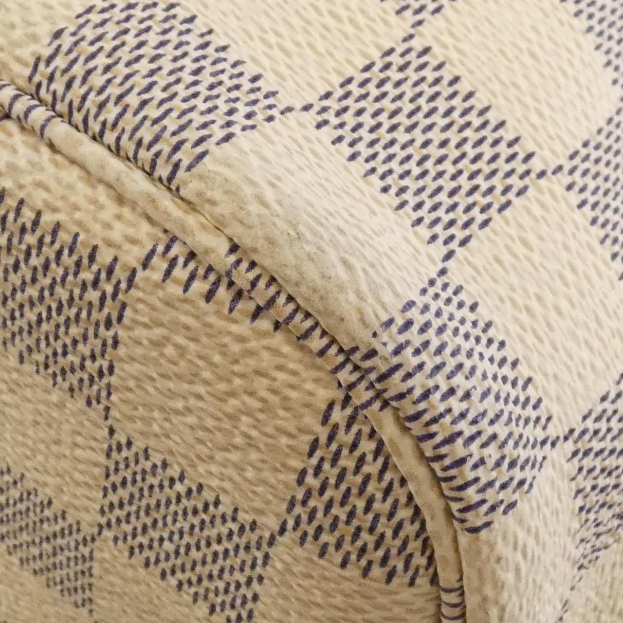 Louis Vuitton Damier Azur Neverfull MM — view 3